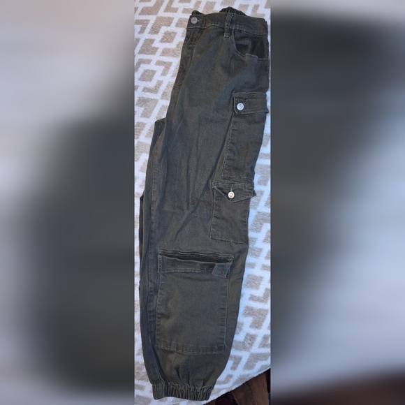 Rue21 Khaki Green Trousers - Picture 7 of 7